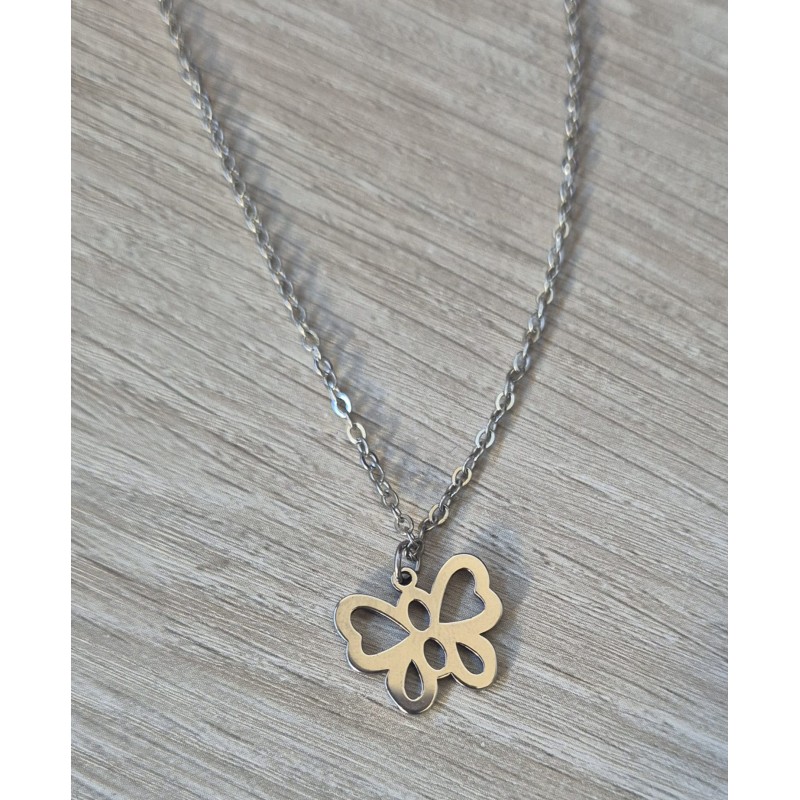 Collar mariposa